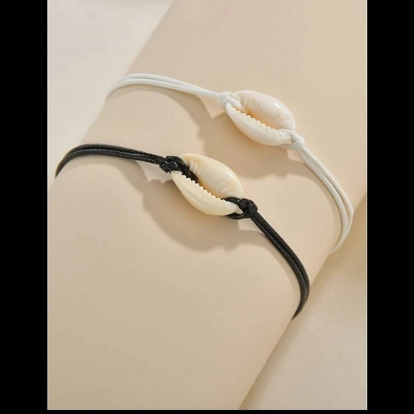 2 piece Puka Shell White & Black Wire Friendship Bracelet Set~LAST ONE 🕐 - Picture 4 of 6